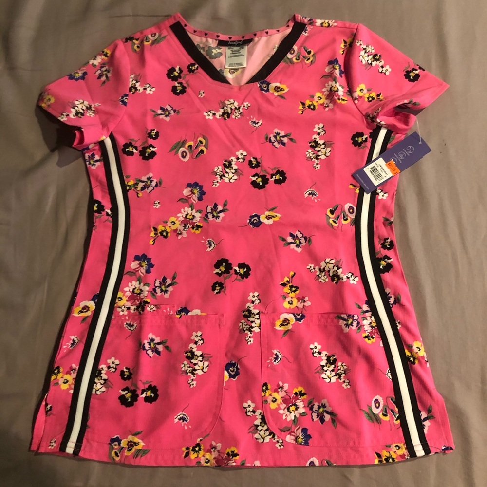 Heartsole scrub top